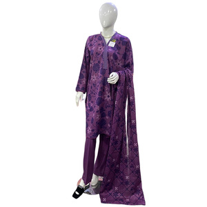 Ensemble de costume imprimé pour femme, style pakistanais, 3 pièces, tissu doux et confortable pour les rassemblements estivaux - Product Image 4