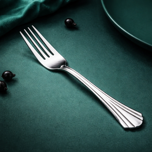 Juego de Cubiertos de Acero Inoxidable 18/10 de Grado Alimenticio Hechos a Mano, Cuchillo de Una Sola Pieza con Acabado Espejo para Hoteles, Restaurantes y Cocinas, Pedidos al por Mayor - Product Image 4