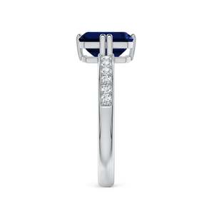 Anillo de Compromiso de Oro Sólido de 14K con Zafiro Azul Corte Esmeralda y Doble Punta Plana, Joyería Fina Hecha a Mano y Personalizada para Boda - Product Image 2