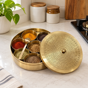 Juego de Cajas para Especias de Latón Macizo de Lujo con Tapa Decorativa |   Organizador de Especias Redondo con Múltiples Recipientes para Cocina y Uso Comercial - Product Image 2