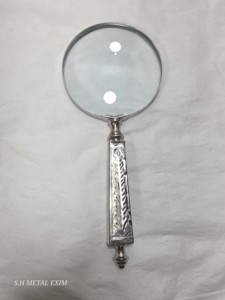 Loupe de luxe argentée à main avec poignée métallique vintage, loupe de bureau pour décoration de bureau, cadeaux d'entreprise, papeterie - Product Image 2