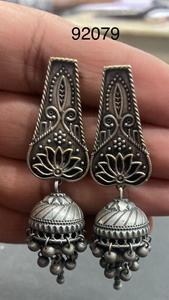 Vente en vrac Boucles d'oreilles en argent allemand Design classique en forme de cône oxydé avec placage à deux tons Prix raisonnable Accessoires de mode - Product Image 5