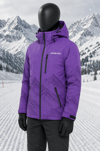 Veste de ski pour homme de couleur violette, imperméable, à capuche, avec fermeture éclair, logo personnalisé sur le devant, veste de ski synthétique pour homme en vente, design unique - Product Image 3