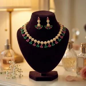 Ensemble collier et boucles d'oreilles en or plaqué de haute qualité avec des perles de CZ véritables pour un usage moderne en mariage, collection pour femmes - Product Image 1