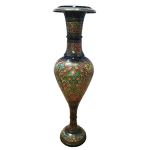 Vase à fleurs vintage en laiton pur de haute qualité, gravé avec de la peinture noire et finition polie, pour la décoration de table et de la maison - Product Image 6
