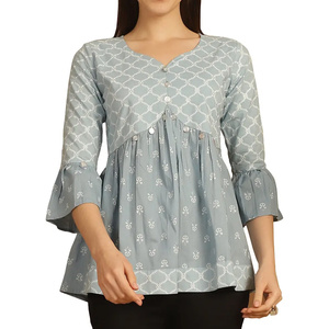 เสื้อผู้หญิงดีไซน์เรียบหรู สวมใส่สบายในทุกวัน ทรงหลวมสไตล์ลำลอง ดูดีมีสไตล์ - Product Image 1