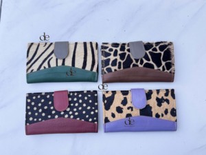 Portefeuille-pochette en cuir de vachette véritable imprimé animal, élégant et polyvalent, style western pour femme, sacs en cuir de vachette – Grande Vente - Product Image 5