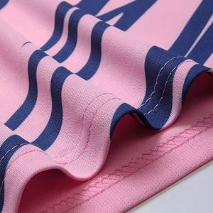 Tenue de football de qualité supérieure, uniforme d'équipe sur mesure, uniforme de football en tissu durable - Product Image 5