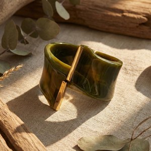 Brazaletes artesanales con patrones únicos hechos a mano con latón - Product Image 2