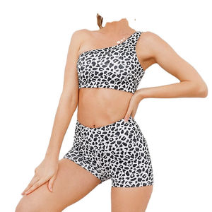 Conjunto Deportivo de 2 Piezas con Estampado de Leopardo para Mujer, Top sin Tirantes, Shorts por Encima de la Rodilla, Ropa Deportiva Transpirable de Punto, Primavera Verano - Product Image 4