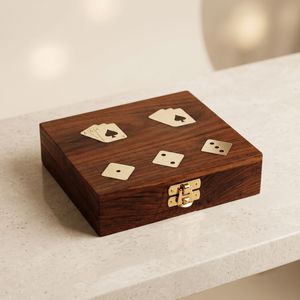 Boîte à cartes de poker en bois massif avec incrustation en laiton, étui de rangement pour cartes à jouer, design rectangulaire fait main, style antique, cadeau de table - Product Image 4