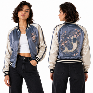 Chaqueta Bomber Corta de Satén para Mujer con Diseño Oceánico y Ribete a Rayas, Marca Privada, Fabricante de Ropa al por Mayor, Producción en Masa - Product Image 6
