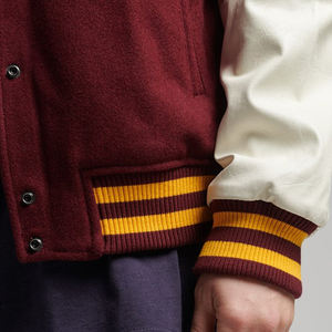 Chaquetas de Béisbol Varsity Cortas para Mujer, de Lana, con Mangas de Cuero, Tallas Grandes, de Alta Calidad, con Estampado Personalizado - Product Image 5