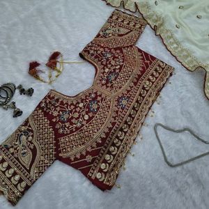 Sari en soie Rangoli haut de gamme avec broderies et sequins, modèle de designer pour fêtes et mariages, avec tissu Bangalori Si cousu - Product Image 4