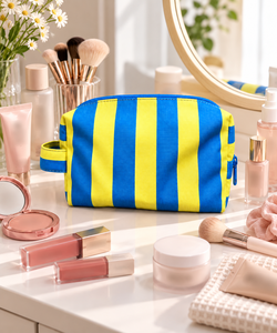 Letter Pattern Canvas Fashion Cosmetic Bag Zipper Closure Soft Handle Water Resistant Medium Capacity Portable <b>Makeup</b> <b>Case</b> - Product Image 3