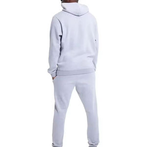 Conjunto deportivo de tres piezas para hombre OEM, ropa deportiva de secado rápido para correr y entrenar, fabricante de ropa de fitness al por mayor, alta calidad - Product Image 3