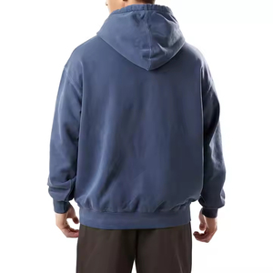 Sweat-shirt à capuche uni pour homme en coton, confortable et chaud pour l'hiver, style décontracté et urbain - Product Image 2