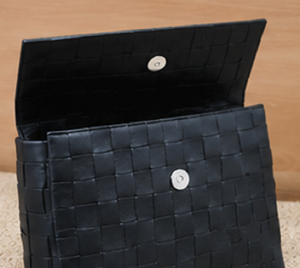 Sac bandoulière tissé pour femme en cuir de luxe, style japonais vintage, sac à main tendance, sac à bandoulière de qualité supérieure, vente en gros - Product Image 6