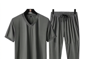 Ensemble de survêtement d'été pour homme, col en V, manches courtes, couleur unie, léger, respirant, pantalon décontracté avec cordon de serrage - Product Image 3