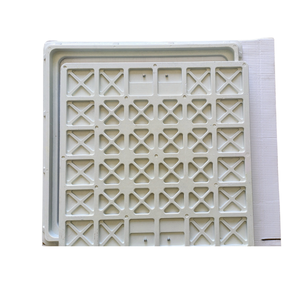 Couvercle de regard carré en PRF avancé pour applications industrielles, résistant à la corrosion, avec dessus solide, solution d'accès robuste - Product Image 4