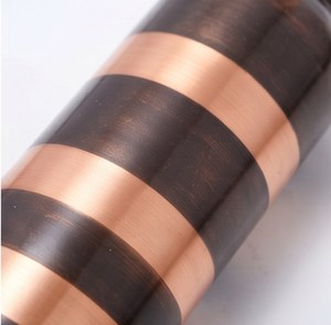 Botella de Agua de Cobre con Tapa de Rosca, Diseño Térmico Moderno y Lujoso con Rayas Negras y Oro Rosa, para Suministros de Restaurantes - Product Image 4