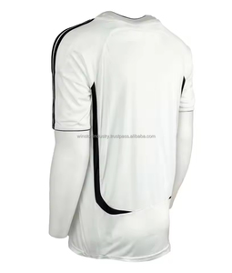 Custom Sublimated Men's Soccer Jersey Set Football Kits with Custom Soccer Uniform Training Wear OEM Service Available - Product Image 5