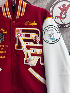 Veste universitaire personnalisée style Letterman avec patchs brodés en chenille, mélange de laine, boutons-pression, vente en gros, streetwear - Product Image 6