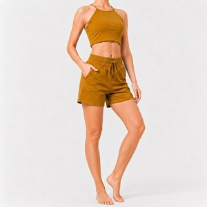 Ensemble haut court sans manches léger et short à taille haute avec cordon de serrage pour femmes, idéal pour un style estival confortable - Product Image 2