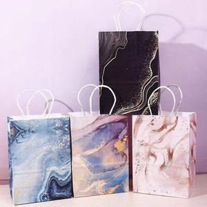 Bolsas de Regalo de Papel con Estampado Floral de Lujo, Bolsas de Compras con Logotipo Personalizado para Boutique de Ropa, Fabricante de Empaques - Product Image 1