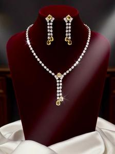 Collar de Lujo con Circonita Cúbica de Calidad Premium y Hermosos Aretes en Plata Pulida, Ideal para Fiestas y Oficina - Product Image 6