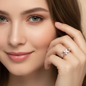 Bague de luxe en or rose à triple grappe florale sertie de diamants pour femme - Cadeau de bijoux pour mariage et anniversaire - Product Image 5