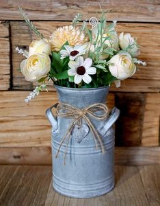 Reliable Manufacturer Modern Aluminum Flower <b>Vase</b> Stylish Decorative Piece For Living Room Dining Table And Home Decoration - Product Image 6
