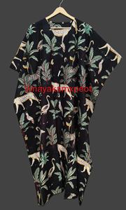 Splendido Kimono da Donna 100% Cotone Eco-Friendly Traspirante con Stampa Animale Tropicale a Tema Giungla, Vestito Lounge Nero Notte - Product Image 4