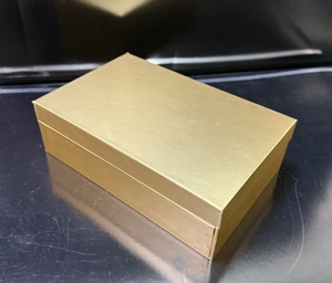 กล่องบรรจุแว่นกันแดดแบบกระดาษแข็งพร้อมปั๊มทอง - Product Image 1