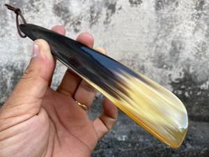 Calzador de Cuerno de Búfalo Ecológico de la Mejor Calidad, Hecho a Mano con Diseño Natural, Fácil de Usar, Tamaño Personalizado, Logotipo Personalizado Disponible - Product Image 5