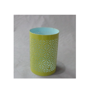Portavelas Decorativo de Hierro Perforado, Cilíndrico, Sin Plomo, Ecológico, Hecho a Mano, Exterior Verde Claro, Interior Azul, Artístico - Product Image 2