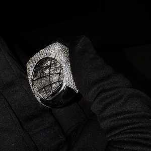 Anillo de Plata de Ley 925 con Moissanita y Diamantes, Estilo Baguette, Engastado en Canal, Joyería de Lujo Hip Hop para Unisex - Product Image 2