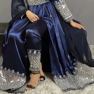 Robe afghane Kuchi vintage en mousseline à manches longues, faite main, couleurs personnalisées, avec broderie miroir et motifs ethniques traditionnels - Product Image 5