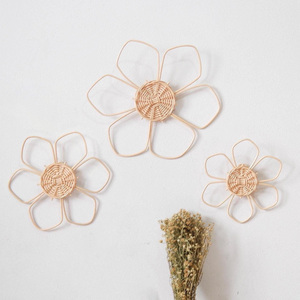 Décorations murales écologiques en rotin naturel pour chambre de bébé, motifs adorables, vente en gros. - Product Image 1