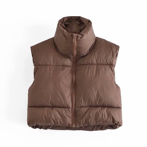 Custom Made High Quality Warm Winter Crop Women Sleeveless <b>Padded</b> Jacket <b>Waterproof</b> Women Bomber Jacket - Product Image 2