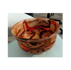Cuenco Decorativo Hecho a Mano de Resina Epoxi Libre de BPA y Madera de Acacia que Combina la Artesanía Tradicional con el Diseño Moderno - Product Image 3