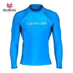 Chemise de compression à manches longues pour homme, personnalisable, protection UV UPF 50, pour la natation, le surf, séchage rapide, respirante, durable - Product Image 1