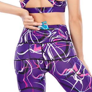 Ensemble de yoga pour femmes de qualité supérieure, matière durable, respirant, logo sur le devant, spandex/nylon, ensemble 2 pièces - Product Image 6