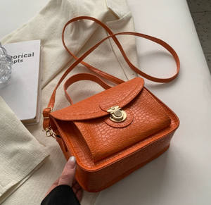 Bolso bandolera de PU para mujer, a la moda, con color y logotipo personalizables - Product Image 3