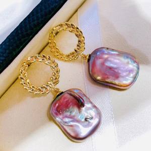 ต่างหูห้อยสไตล์ยุโรป-อเมริกัน รูปทรงสี่เหลี่ยมผืนผ้า ประดับมุกบาร็อคทรงสี่เหลี่ยม น้ำจืด สไตล์เทพธิดา - Product Image 1