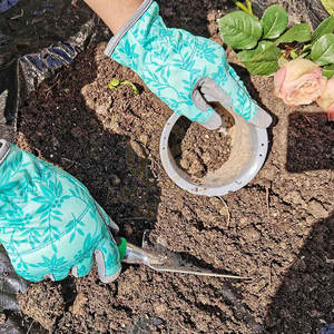 Gants de jardinage légers pour des travaux extérieurs confortables et des activités de soin des plantes, gants de jardinage extensibles - Product Image 4