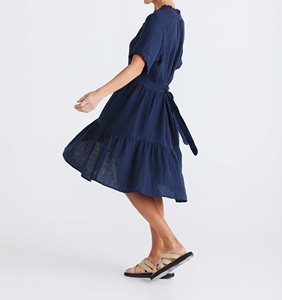 Robe décontractée vintage en lin à manches chauve-souris, coupe trapèze, longueur genou, écologique, respirante, avec ourlet à volants élégant, ajustable, grande taille - Product Image 4