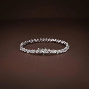 Bracelet tennis élégant en diamants de laboratoire, poids total 7,09 carats, taille marquise, diamants certifiés F-G VVS-VS, bracelet de luxe pour femme - Product Image 3
