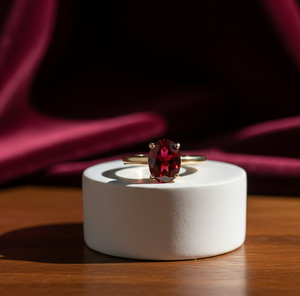 แหวนดีไซน์เก๋รูปไข่ประดับพลอยโกเมน ไซส์ US 6 เงินแท้ 925 ชุบทอง 18K เหมาะสำหรับงานแต่งงานและงานเลี้ยง ราคาขายส่ง - Product Image 4