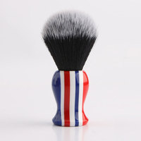 Pinceau à raser de voyage compact et durable avec manche en résine personnalisable, poils en nylon de qualité supérieure A+, idéal pour les salons et l'entretien personnel en déplacement
